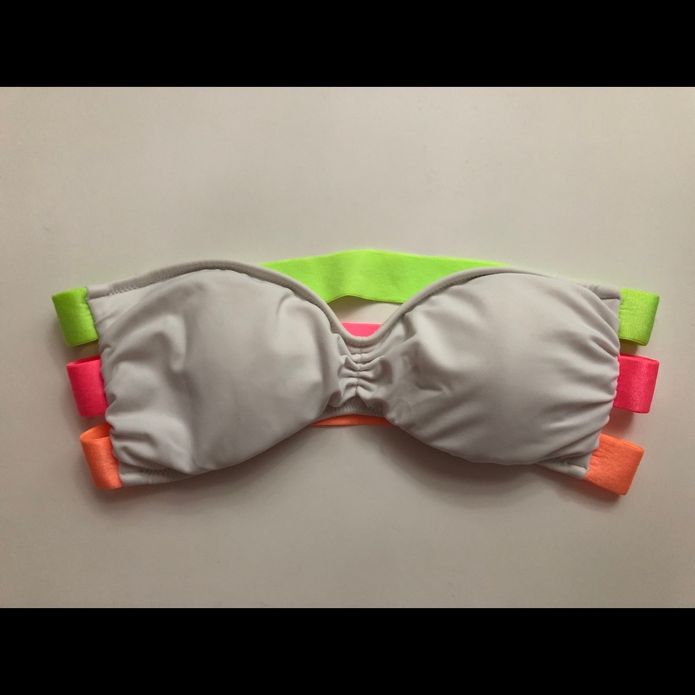Victoria’s Secret bikini top